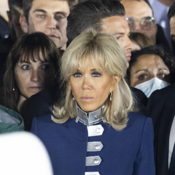 Brigitte Macron - Le président Emmanuel Macron prononce un discours au Champ-de-Mars à Paris le soir de sa victoire à l'élection présidentielle le 24 avril 2022