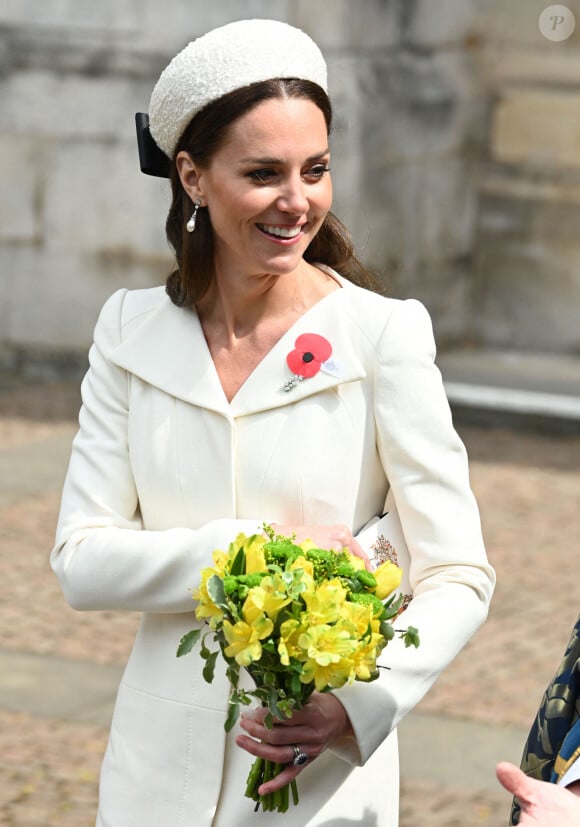 Catherine (Kate) Middleton, duchesse de Cambridge, assiste à un service à l'abbaye de Westminster commémorant l'Anzac Day à Londres