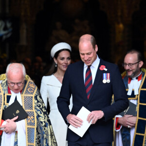 Le prince William, duc de Cambridge, et Catherine (Kate) Middleton, duchesse de Cambridge, assistent à un service à l'abbaye de Westminster commémorant l'Anzac Day à Londres, le 25 avril 2022. 