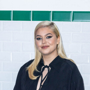 Louane Emera au photocall du défilé Ami automne-hiver 2022/2023 dans le cadre de la Fashion Week de Paris, France, le 19 janvier 2022. Olivier Borde/bestimage 