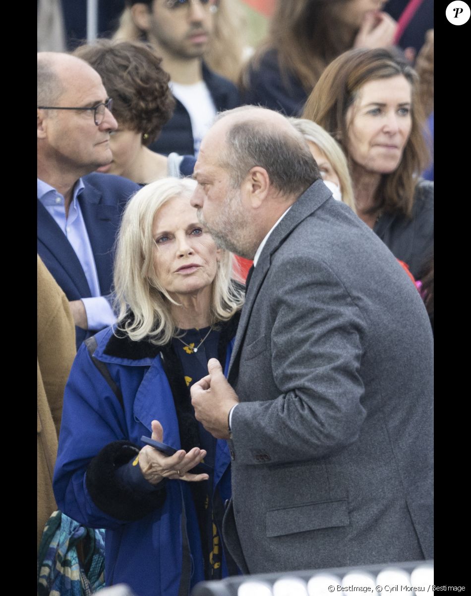 Élisabeth Guigou, Eric Dupond-Moretti - Le président Emmanuel Macron prononce un discours au Champ de Mars le soir de sa victoire à l'élection présidentielle le 24 avril 2022. © Cyril Moreau / Bestimage
