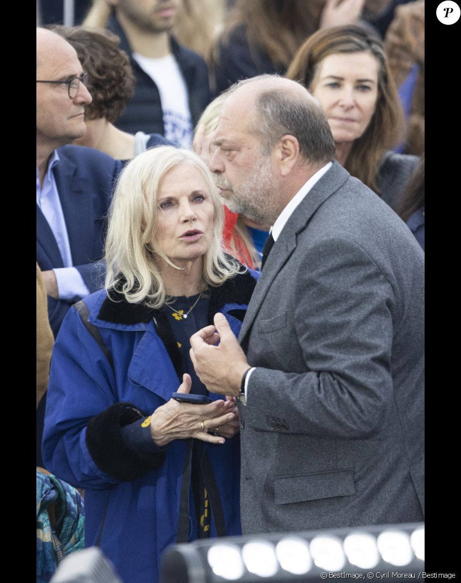 Élisabeth Guigou, Eric Dupond-Moretti - Le président Emmanuel Macron prononce un discours au Champ de Mars le soir de sa victoire à l'élection présidentielle le 24 avril 2022. © Cyril Moreau / Bestimage