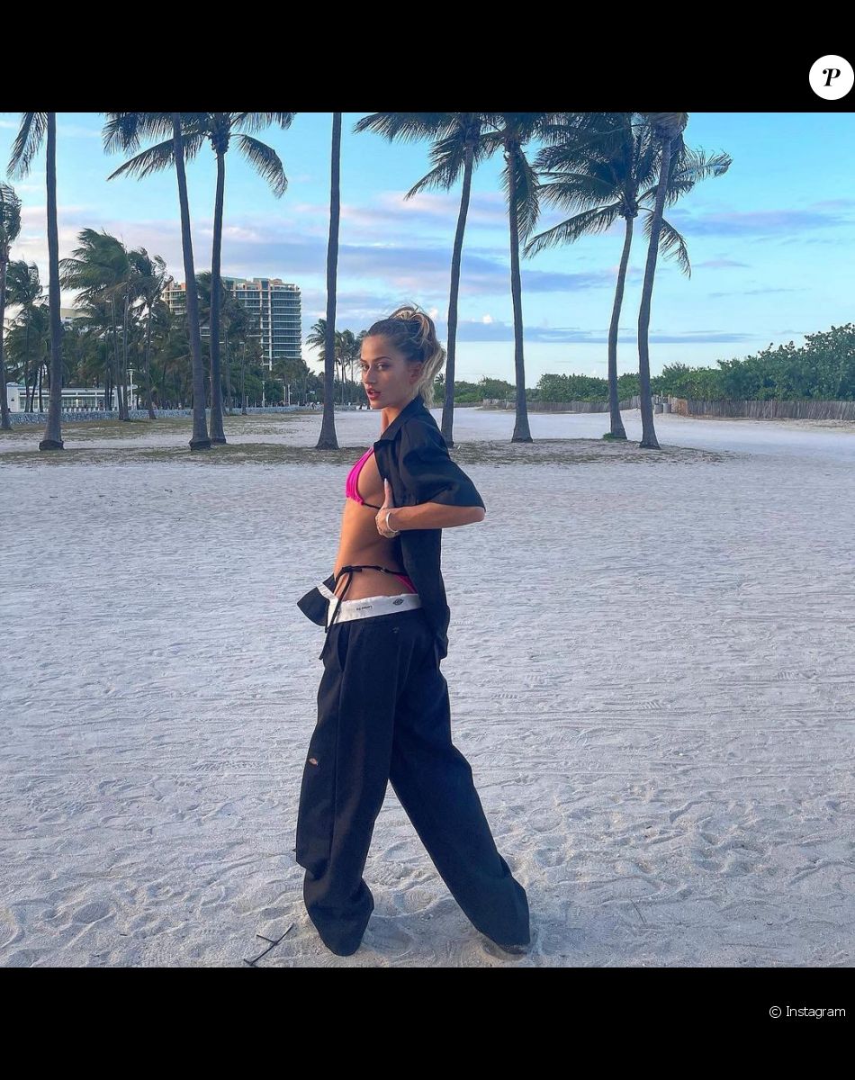 Sasha Nikolic, la fille de Filip Nikolic et Valérie Bourdin, sculpturale, en vacances à Miami
