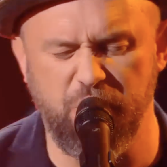 Mister Mat de l'équipe de Vianney lors des cross-battles de "The Voice" - Émission du 30 avril 2022, TF1
