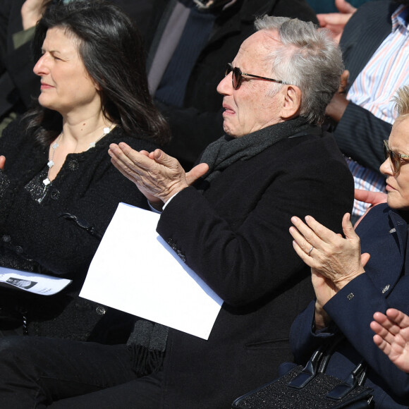 Fabrice Luchini, Muriel Robin et Pierre Arditi (qui prendront la parole à l'occasion de son hommage) - Cérémonie d'hommage national à l'Hôtel national des Invalides en hommage à Michel Bouquet décédé le 13 avril 2022. Paris le 27 avril 2022. Michel Bouquet a été inhumé dans la plus stricte intimité le 15/04/2022 à Étais-la Sauvin dans l'Yonne. © Domnique Jacovides / Bestimage