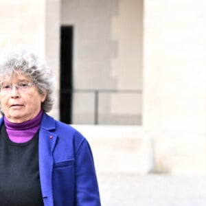 Nicole Calfan, Jacqueline Franjou et Michel Boujenah - Cérémonie d'hommage national à l'Hôtel national des Invalides en hommage à Michel Bouquet décédé le 13 avril 2022. Paris le 27 avril 2022. Michel Bouquet a été inhumé dans la plus stricte intimité le 15/04/2022 à Étais-la Sauvin dans l'Yonne. © David Nivière / Pool / Bestimage 