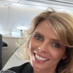 Amandine Petit et Sylvie Tellier dans l'avion partent pour la semaine d'intégration de Diane Leyre @ Instagram / Amandine Petit