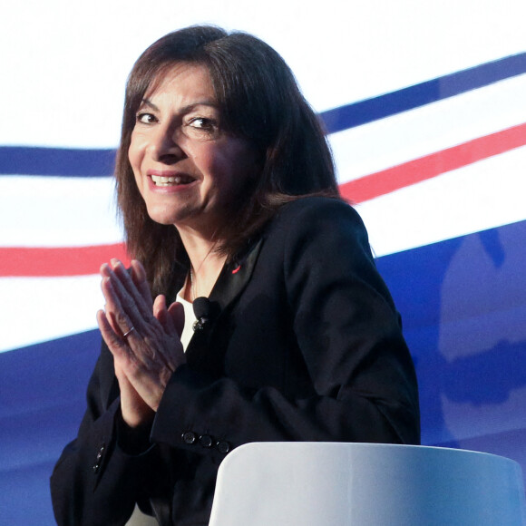 La maire de Paris et candidate socialiste à l'élection présidentielle, Anne Hidalgo lors du grand oral sport à Paris le 17 mars 2022. © Stéphane Lemouton / Bestimge