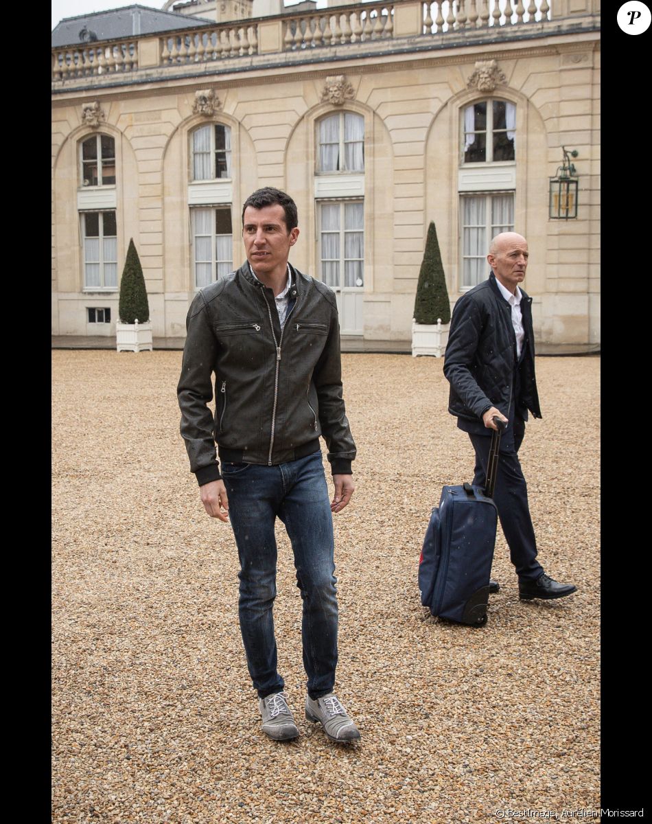 Quentin Fillon Maillet - Arrivée des médaillés olympiques et paralympiques, de leurs entraineurs et des représentants du mouvement sportif au palais de l'Elysée à Paris le 29 mars 2022. © Aurélien Morissard / Panoramic / Bestimage