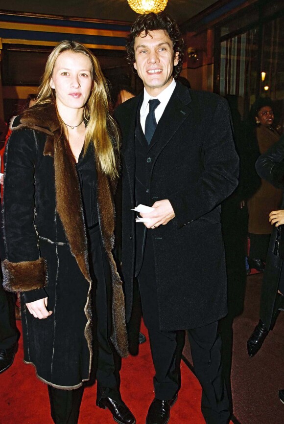 Marc Lavoine et Sarah Poniatowski à l'enregistrement de l'émission "La vie en rire" le 4 décembre 2001