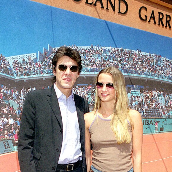 Marc Lavoine et Sarah Poniatowski à Roland Garros à Paris le 31 mai 2001