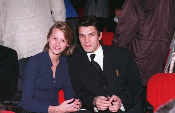 Marc Lavoine et Sarah Poniatowski assistent à la finale nationale des "Révélations 95, Les nostalgies de demain" à l'Olympia à Paris le 28 novembre 1995