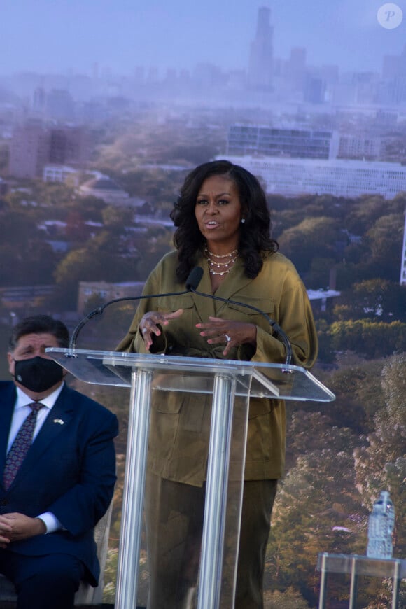 La première dame Michelle Obama lors de l'inauguration officielle du Obama Presidential Center à Chicago, Illinois, Etats-Unis, le 28 septembre 2021.