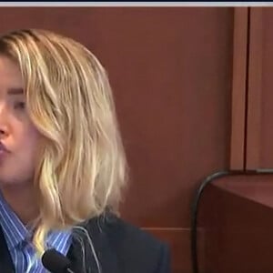 Johnny Depp lors de son procès contre Amber Heard à Fairfax en Virginie le 4 mai 2022. 