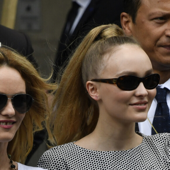 Vanessa Paradis et sa fille Lily-Rose Depp - Défilé de mode "Chanel", collection Haute-Couture automne-hiver 2018/2019, à Paris. Le 3 juillet 2018.