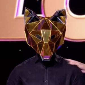 Kendji Girac débarque en tant qu'enquêteur invité dans "Mask Singer" - Émission du 6 mai 2022, TF1
