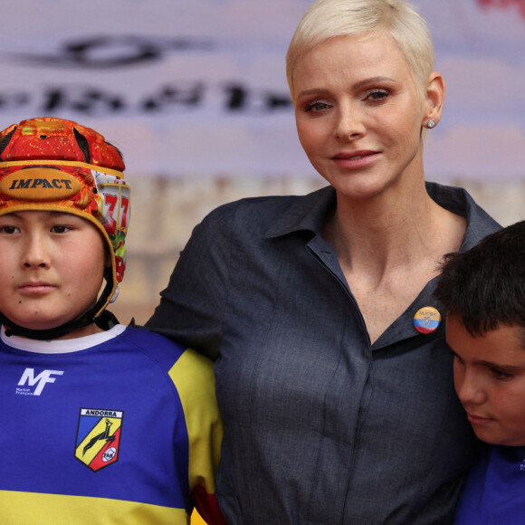 La princesse Charlène de Monaco - Le prince Albert II de Monaco, la princesse Charlène de Monaco et leurs enfants le prince Jacques de Monaco et la princesse Gabriella de Monaco lors de l' édition 2022 du Tournoi Sainte Dévote de Rugby au Stade Louis II à Monaco le 7 mai 2022. © Claudia Albuquerque / Bestimage