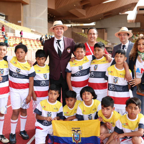 Gareth Wittstock - Le prince Albert II de Monaco, la princesse Charlène de Monaco et leurs enfants le prince Jacques de Monaco et la princesse Gabriella de Monaco lors de l' édition 2022 du Tournoi Sainte Dévote de Rugby au Stade Louis II à Monaco le 7 mai 2022. © Claudia Albuquerque / Bestimage