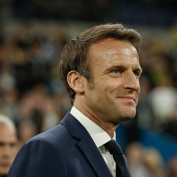 Le President de la Republique, Emmanuel Macron - Le président de la république lors de la finale de la Coupe de France de football entre le FC Nantes et l'OGC Nice (1-0) au stade de France à Saint-Denis le 7 mai 2022 © Aurélien Morissard / Panoramic / Bestimage 