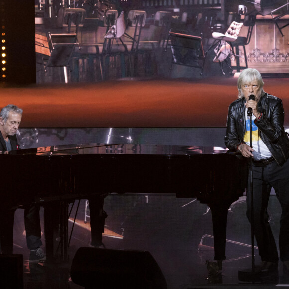 Renaud, Jean Paul Rouve et Alain Lanty - Enregistrement de l'émission "Joyeux anniversaire Renaud" au Dôme de Paris, diffusée le 10 mai sur France 2 © Cyril Moreau / Bestimage