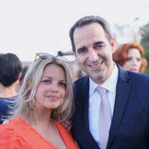 Exclusif - Séverine Ferrer et Vincent Pimont, directeur général de l'hôtel The Peninsula Paris à la soirée de réouverture du Rooftop de l'hôtel The Peninsula Paris le 10 mai 2022. © Rachid Bellak / Bestimage 