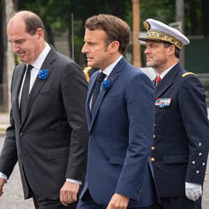 Jean Castex, premier ministre avec Emmanuel Macron, président de la Republique, lors d'une cérémonie devant la statue du Général Charles de Gaulle, dans le cadre de la cérémonie de commémoration du 8 mai 1945. Paris le 8 mai 2022