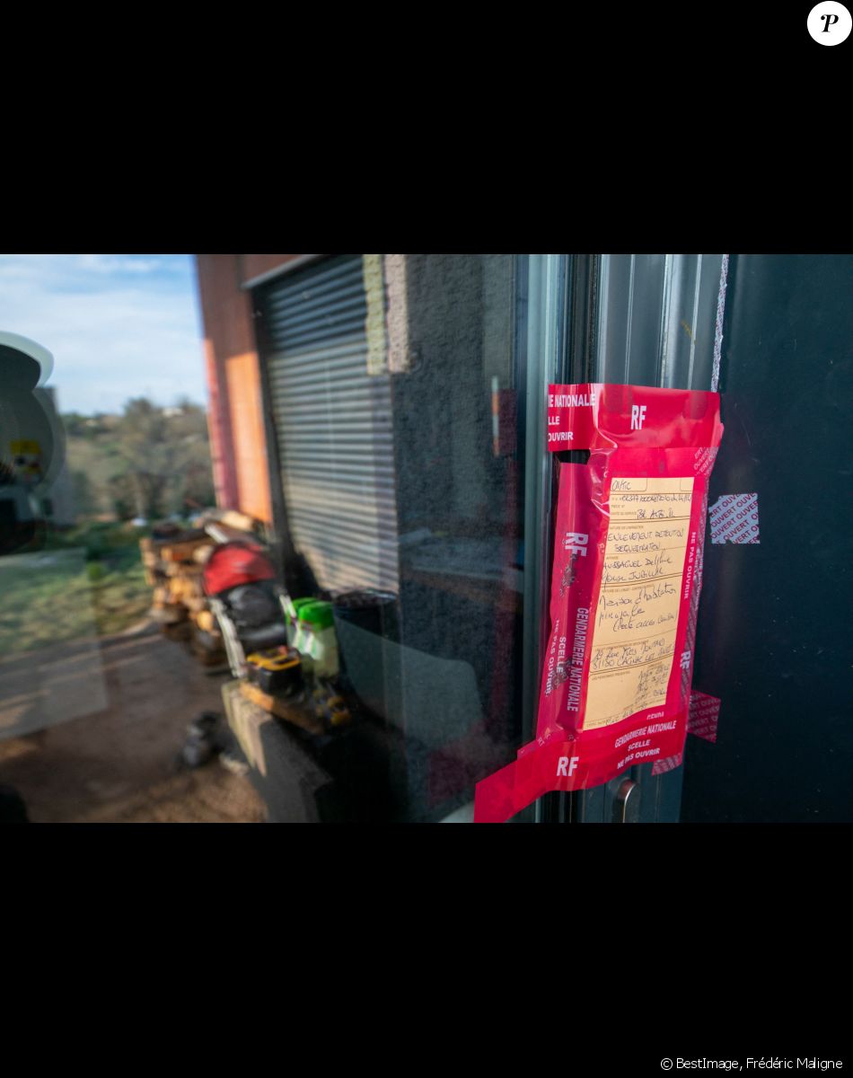 La maison en construction de Delphine Jubillar (Aussaguel), disparue sans laisser de traces depuis le 16 décembre 2020 à Cagnac les Mines dans le Tarn. Un gendarme et une équipe du service des eaux ont mené des investigations pour chercher des traces dans le réseau raccordé à la maison. Le 7 janvier 2021
