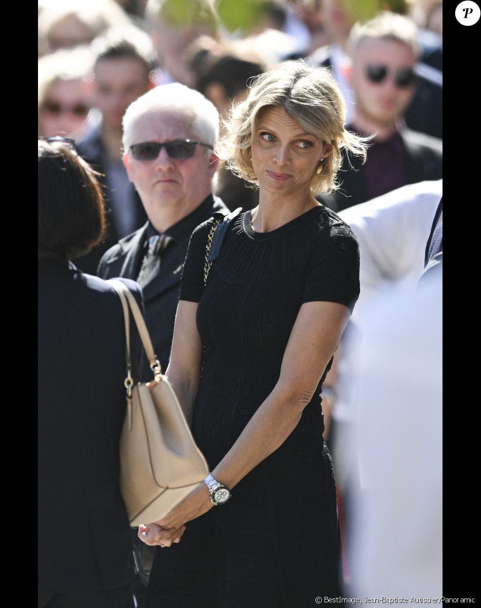 Sylvie Tellier - Sortie des obsèques d'Antoine Alléno (fils du chef cuisinier français, trois étoiles au Guide Michelin Yannick Alléno) en la collégiale Notre-Dame de Poissy, France, le 13 mai 2022. © Jean-Baptiste Autissier/Panoramic/Bestimage