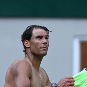 L'Espagnol Rafael Nadal gagne sa place en demi-finale en battant l'Argentin Diego Schwartzman (6-3, 4-6, 6-4, 6-0) lors des Internationaux de France de tennis de Roland Garros, le 9 juin 2021. © Chryslene Caillaud / Panoramic / Bestimage 