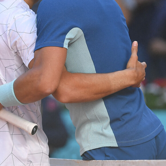 Carlos Alcaraz bat Rafael Nadal (6-2, 1-6, 6-3) lors du tournoi Masters 1000 de Madrid, le 6 mai 2022. © Antoine Couvercelle / Panoramic / Bestimage 