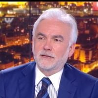 Julien Pasquet (CNews) papa : Pascal Praud vend la mèche, l'ex d'Emilie Broussouloux gêné