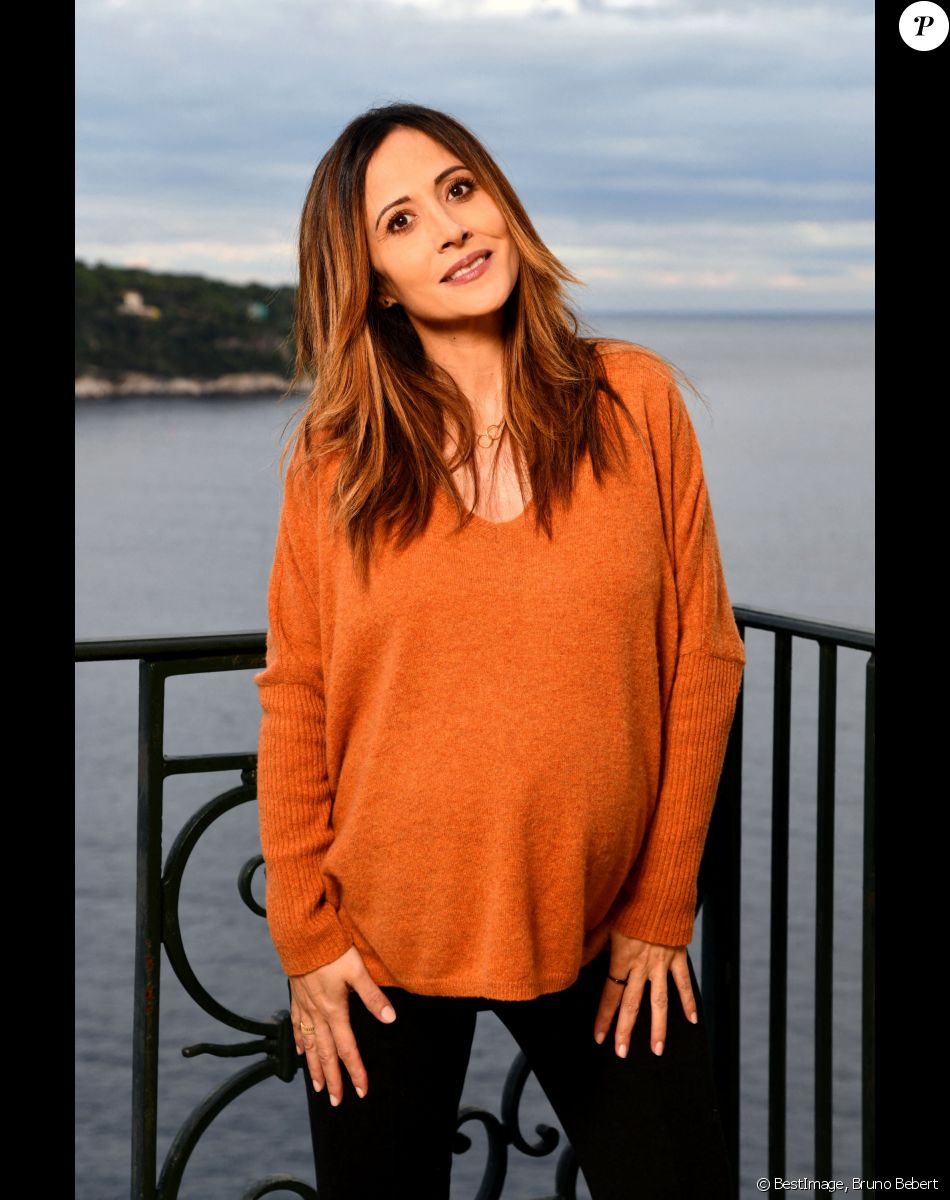 Exclusif - Fabienne Carat (enceinte) durant le tournage du double épisode final de "Section de recherches" à Nice, diffusé le 21 avril sur TF1. © Bruno Bebert / Bestimage