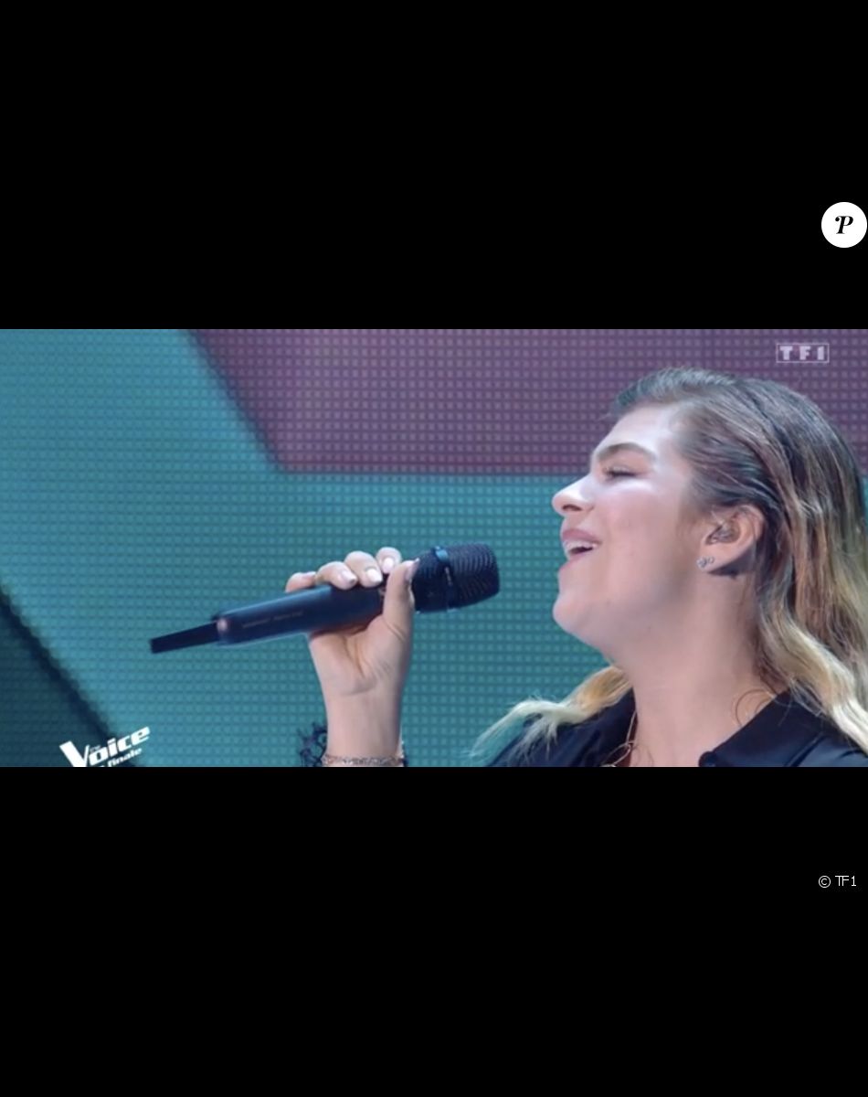 Caroline (équipe de Marc Lavoine) chante avec Christophe Willem lors de la finale de "The Voice" - Émission du 21 mai 2022, TF1