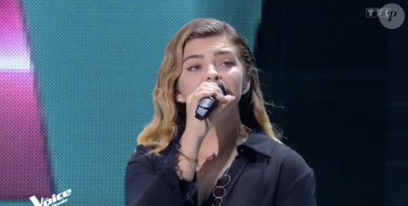 Caroline (équipe de Marc Lavoine) chante avec Christophe Willem lors de la finale de "The Voice" - Émission du 21 mai 2022, TF1