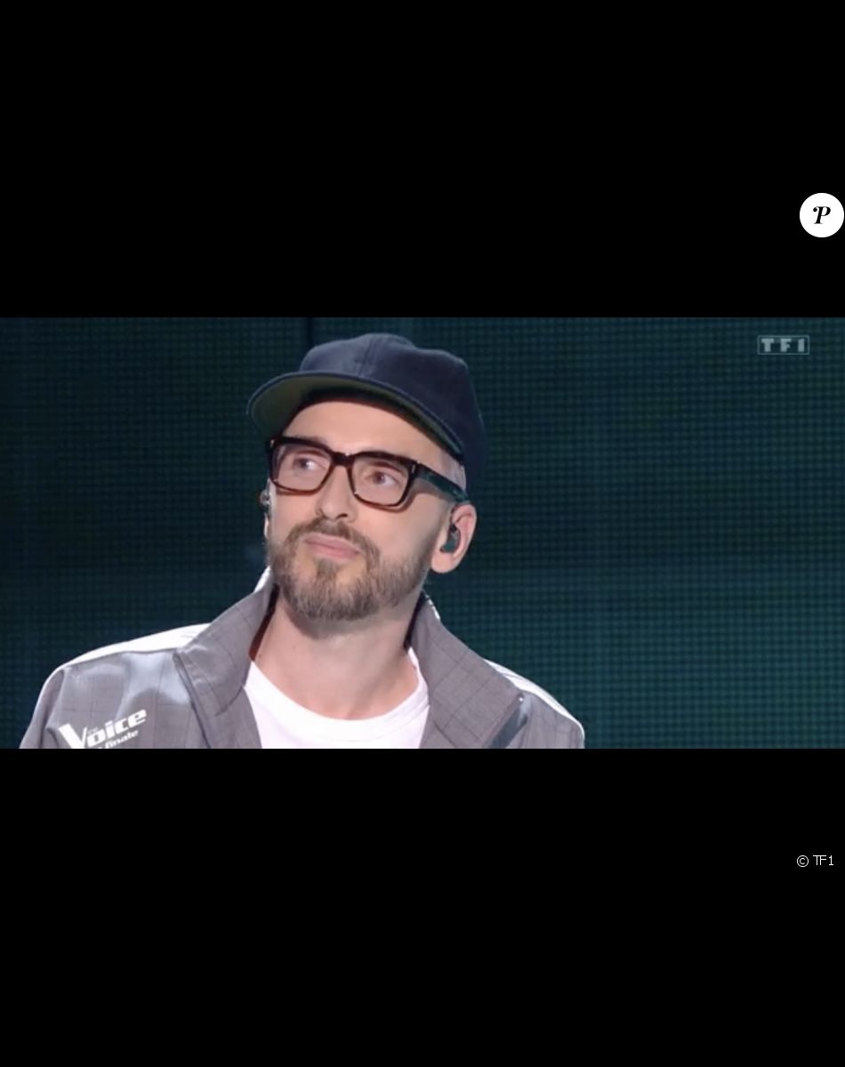 Caroline (équipe de Marc Lavoine) chante avec Christophe Willem lors de la finale de "The Voice" - Émission du 21 mai 2022, TF1