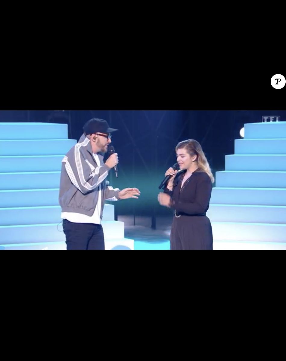 Caroline (équipe de Marc Lavoine) chante avec Christophe Willem lors de la finale de "The Voice" - Émission du 21 mai 2022, TF1