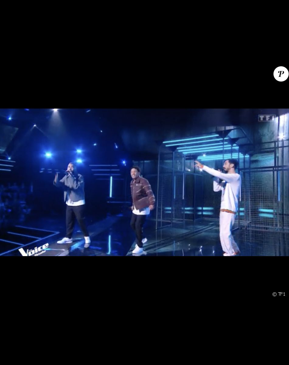 Loris (équipe de Nolwenn Leroy) chante avec Bigflo et Oli lors de la finale de "The Voice" - Émission du 21 mai 2022, TF1