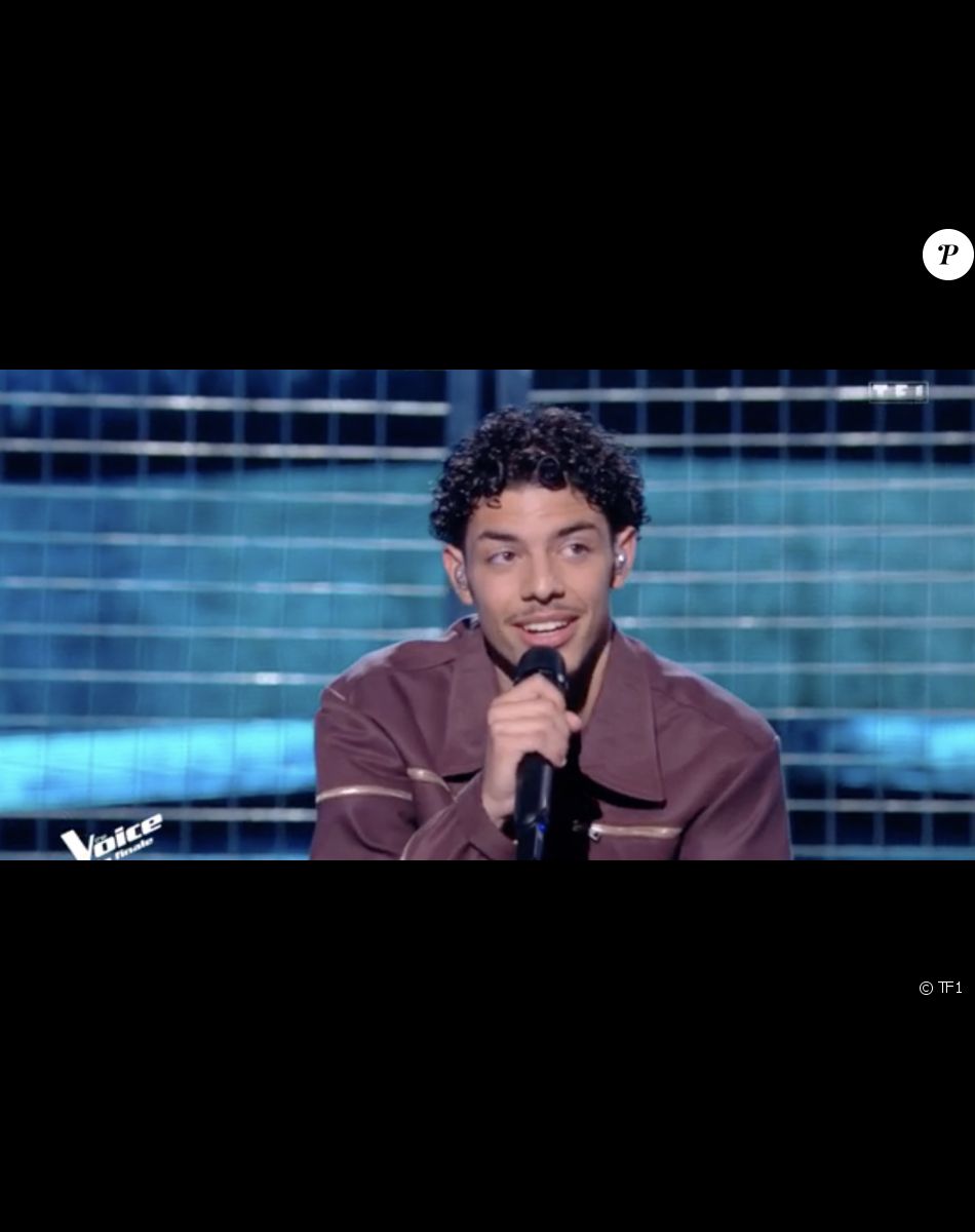Loris (équipe de Nolwenn Leroy) chante avec Bigflo et Oli lors de la finale de "The Voice" - Émission du 21 mai 2022, TF1