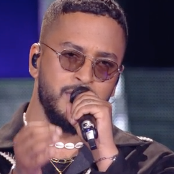 Nour (équipe de Florent Pagny) chante avec Slimane lors de la finale de "The Voice" - Émission du 21 mai 2022, TF1