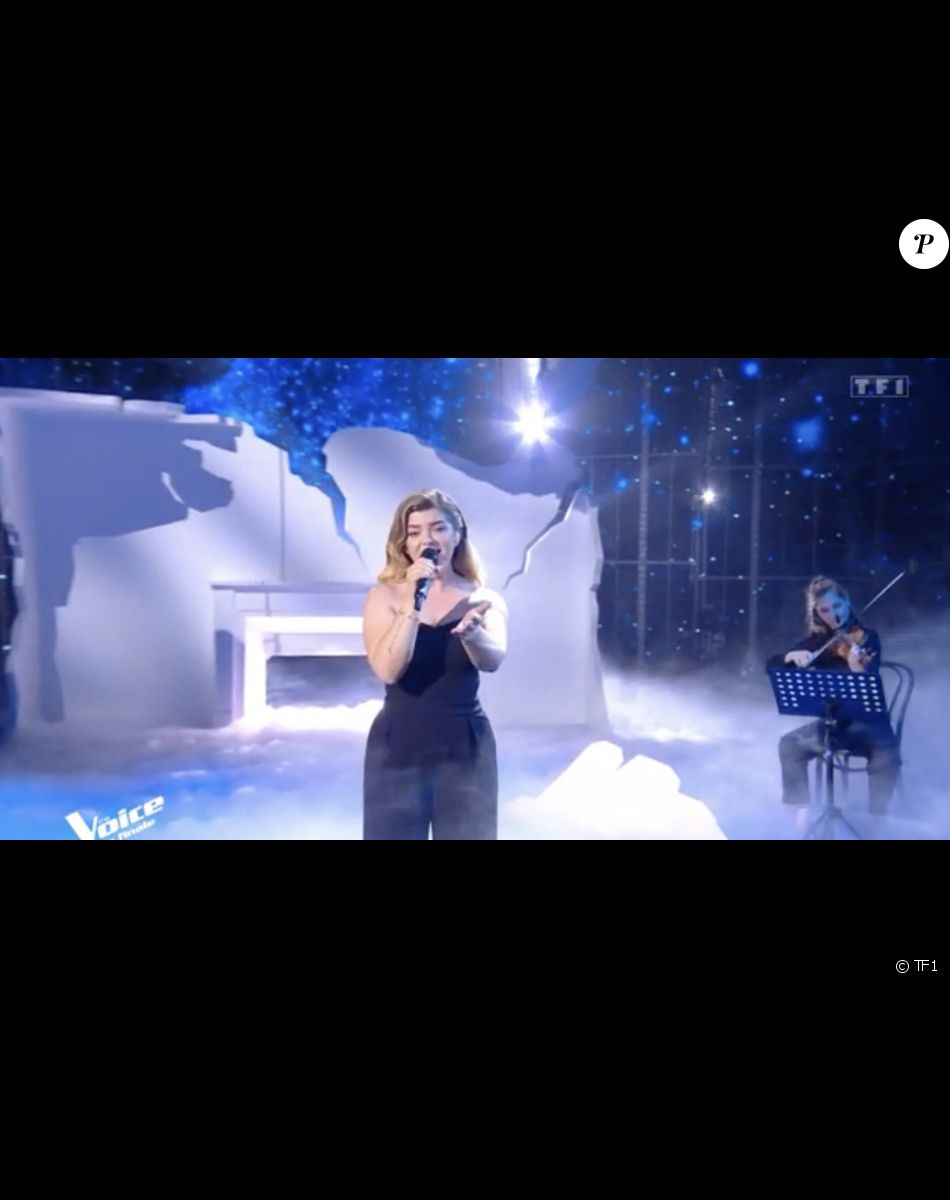 Caroline Costa (équipe de Marc Lavoine) lors de la finale de "The Voice" - Émission du 21 mai 2022, TF1