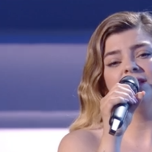 Caroline Costa (équipe de Marc Lavoine) lors de la finale de "The Voice" - Émission du 21 mai 2022, TF1