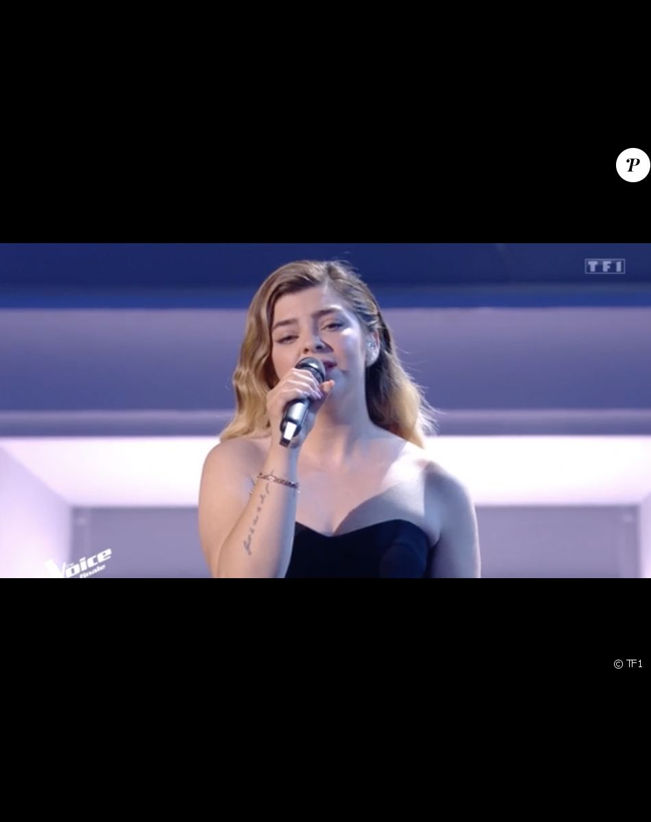 Caroline Costa (équipe de Marc Lavoine) lors de la finale de "The Voice" - Émission du 21 mai 2022, TF1