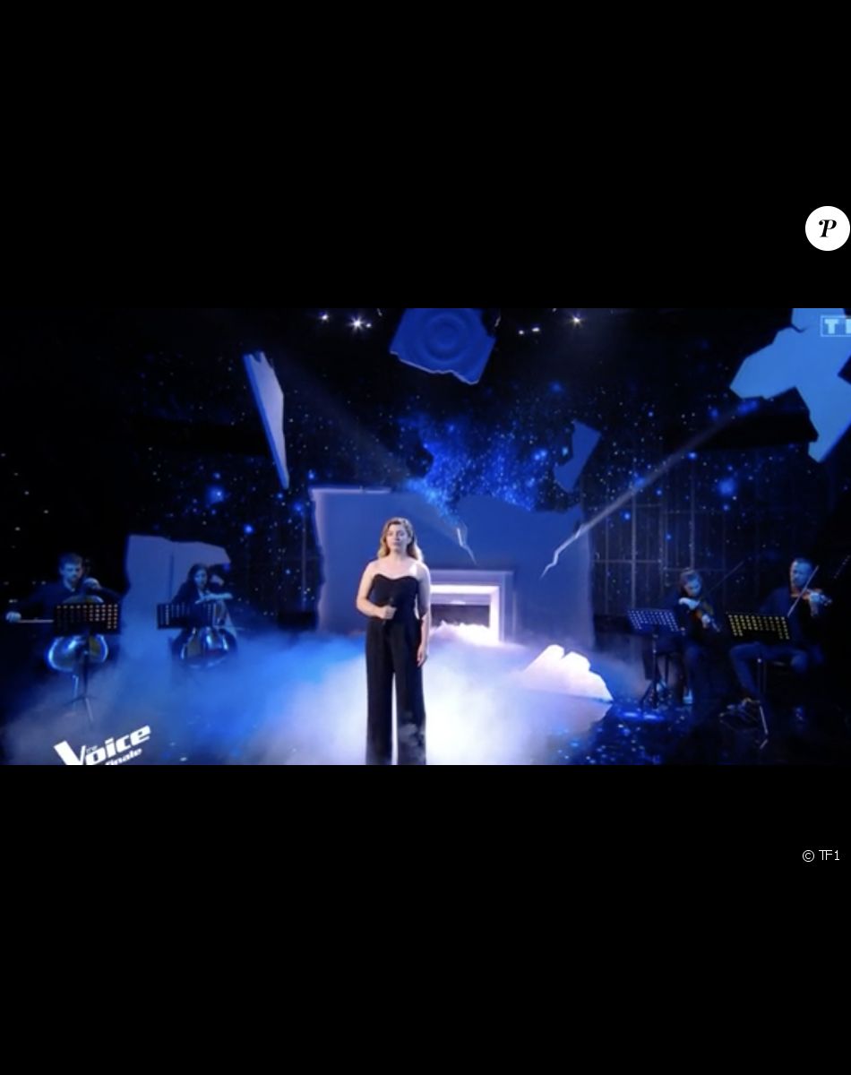 Caroline Costa (équipe de Marc Lavoine) lors de la finale de "The Voice" - Émission du 21 mai 2022, TF1