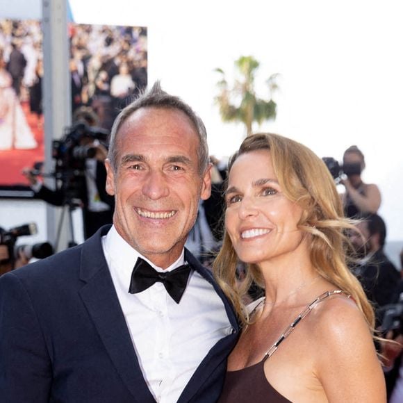 Mike Horn et sa compagne - Montée des marches du film " Triangle of Sadness (Sans filtre) " lors du 75ème Festival International du Film de Cannes. Le 21 mai 2022 © Cyril Moreau / Bestimage 