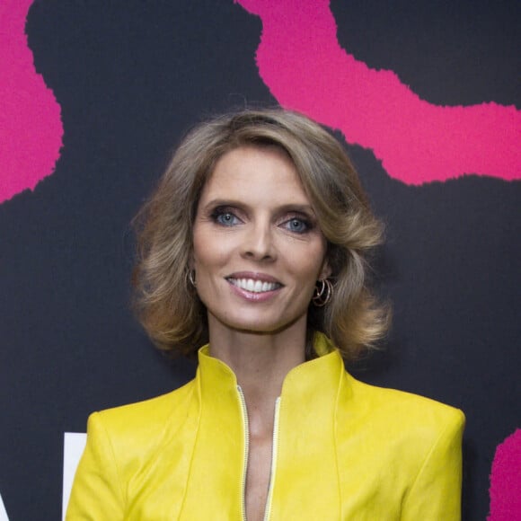 Sylvie Tellier (habillée en Jitrois) - Photocall de la soirée des 40 ans du bijoutier "APM Monaco" à la plage La Môme lors du 75ème Festival International du Film de Cannes le 21 mai 2022. © Jack Tribeca / Bestimage 