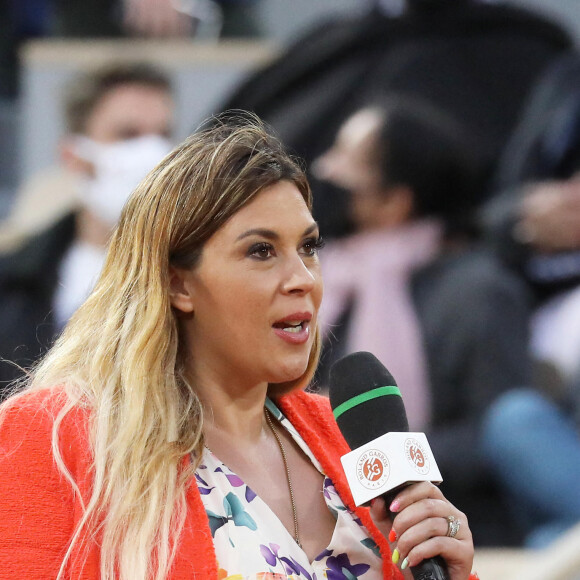 Marion Bartoli à la fin du match de F.Ferro lors du tournoi de tennis des Internationaux de Roland Garros à Paris. Le 3 octobre 2020 © Dominique Jacovides / Bestimage