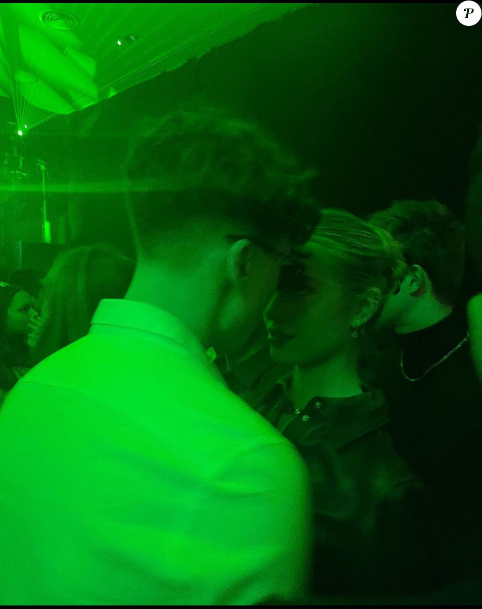 Elvis Guetta s'affiche avec sa chérie Faye. Instagram. Le 21 mai 2022.