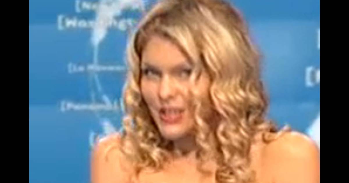 Célyne Durand pendant son émission sur Comédie! Les Nuz - Purepeople