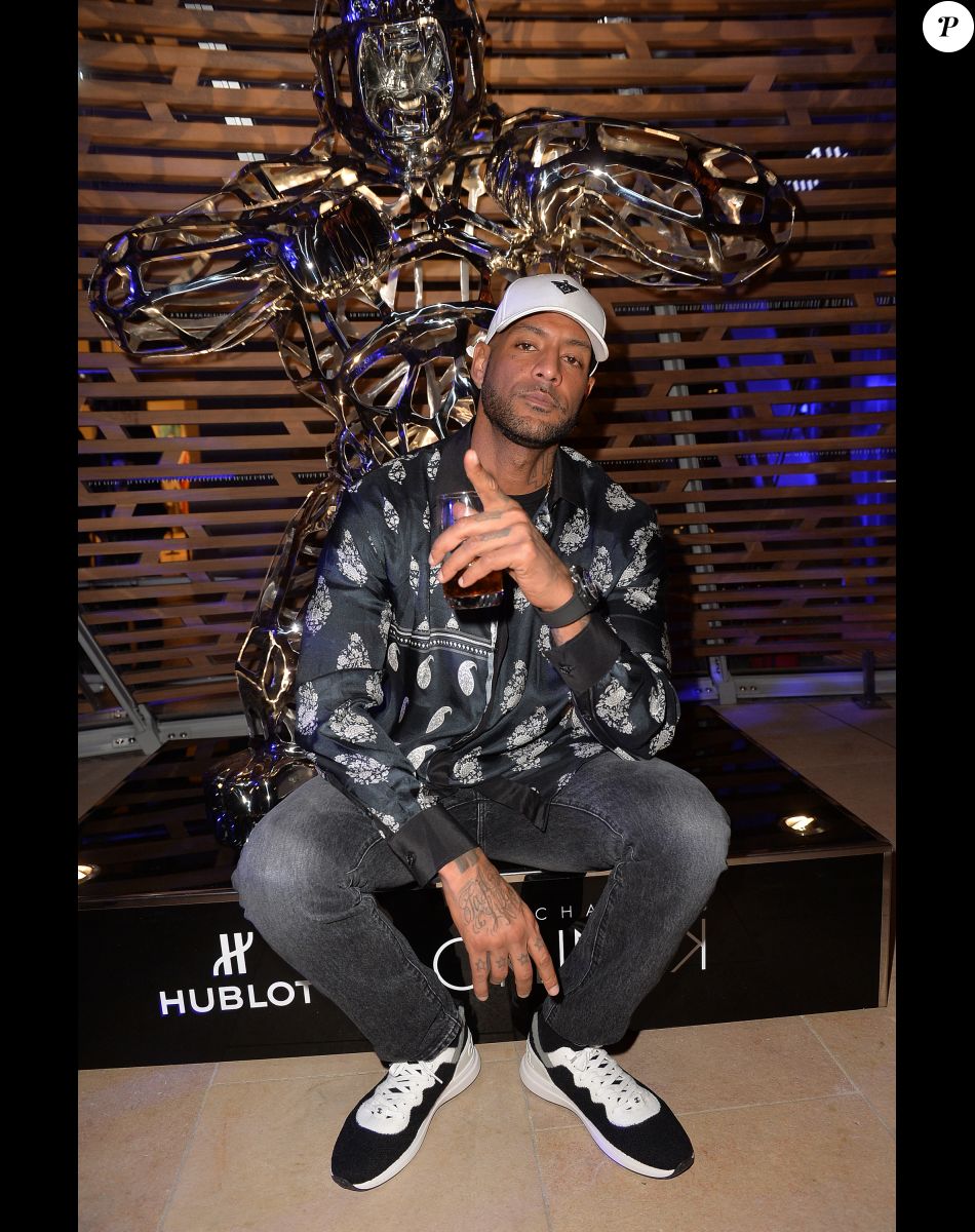 Info - Instagram supprime définitivement le compte du rappeur Booba suivi par 4,6 millions d'abonnés - Booba - People à la soirée "Hublot loves Art" par la marque Hublot à la Fondation Louis Vuitton à Paris. Le 16 décembre 2019 © Veeren / Bestimage