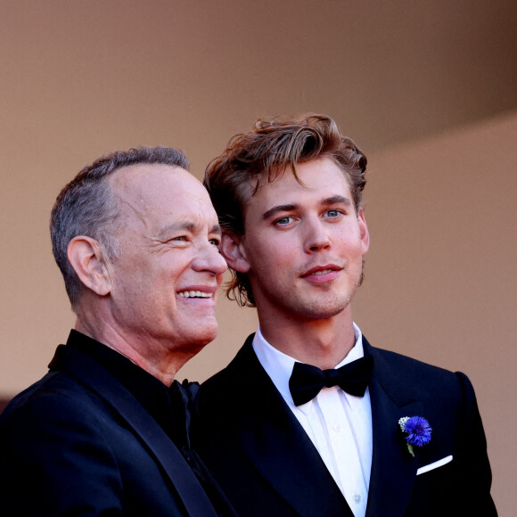 Tom Hanks, Austin Butler - Montée des marches du film " Elvis " lors du 75ème Festival International du Film de Cannes. Le 25 mai 2022 © Dominique Jacovides / Bestimage  Red carpet of the movie " Elvis " during the 75th Cannes International Film Festival. On may 25th 2022